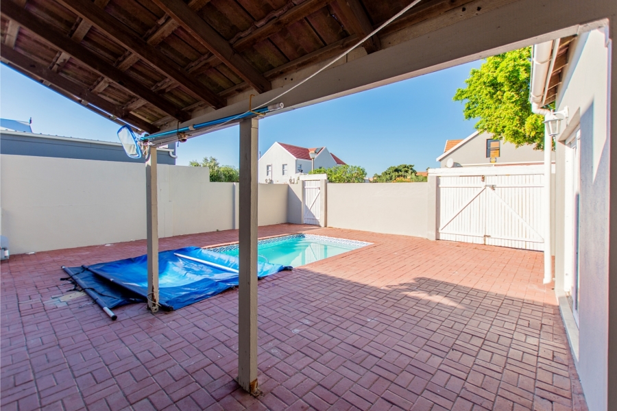 3 Bedroom Property for Sale in Port Owen Western Cape